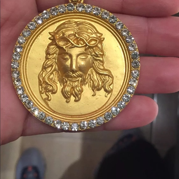 *NEW*Men cuban gold Jesus God face metal necklace - Picture 7 of 7